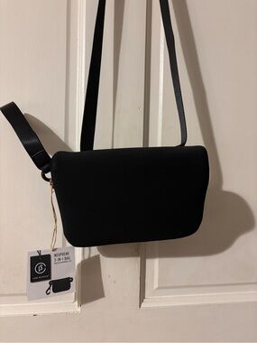 Neoprene 3-in-1 Crossbody Bag - Black